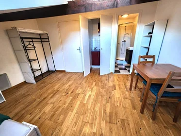 Stanza privata in Limoges, 87000, immagine 1 di 5