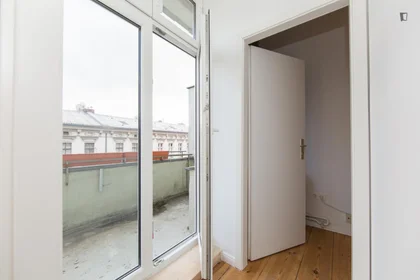 Private room at Biebricher Str., image 4 of 15