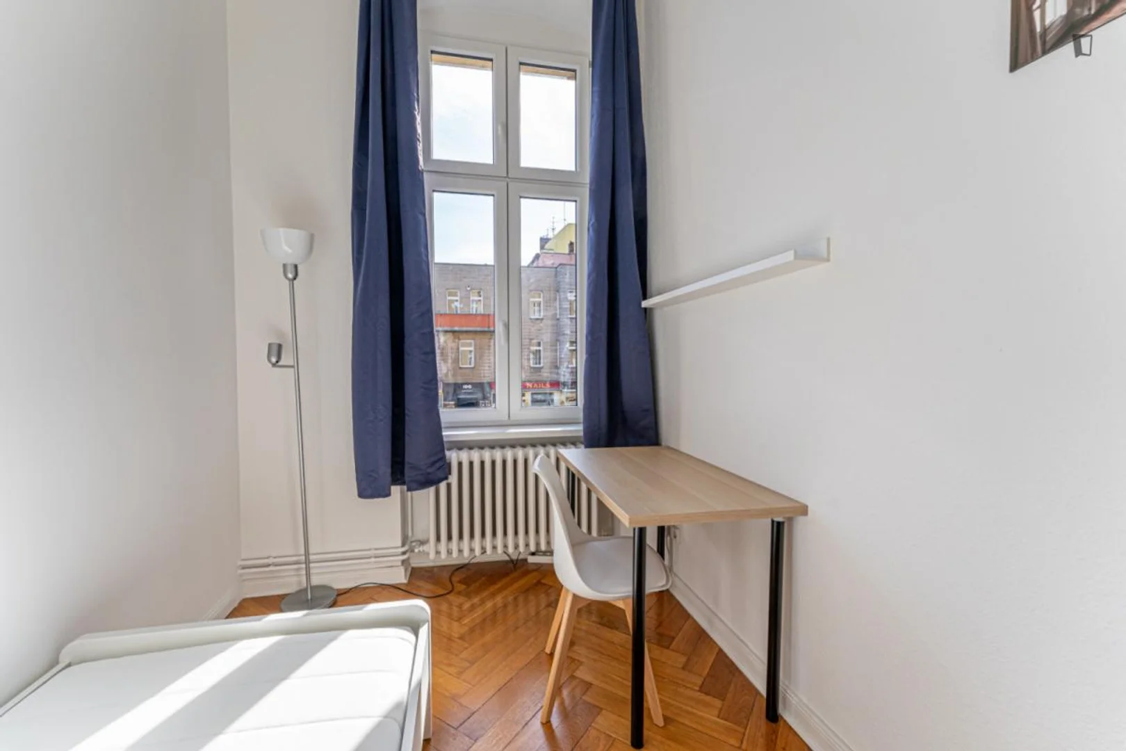 Quarto de estudante funcional perfeito para estudar em 