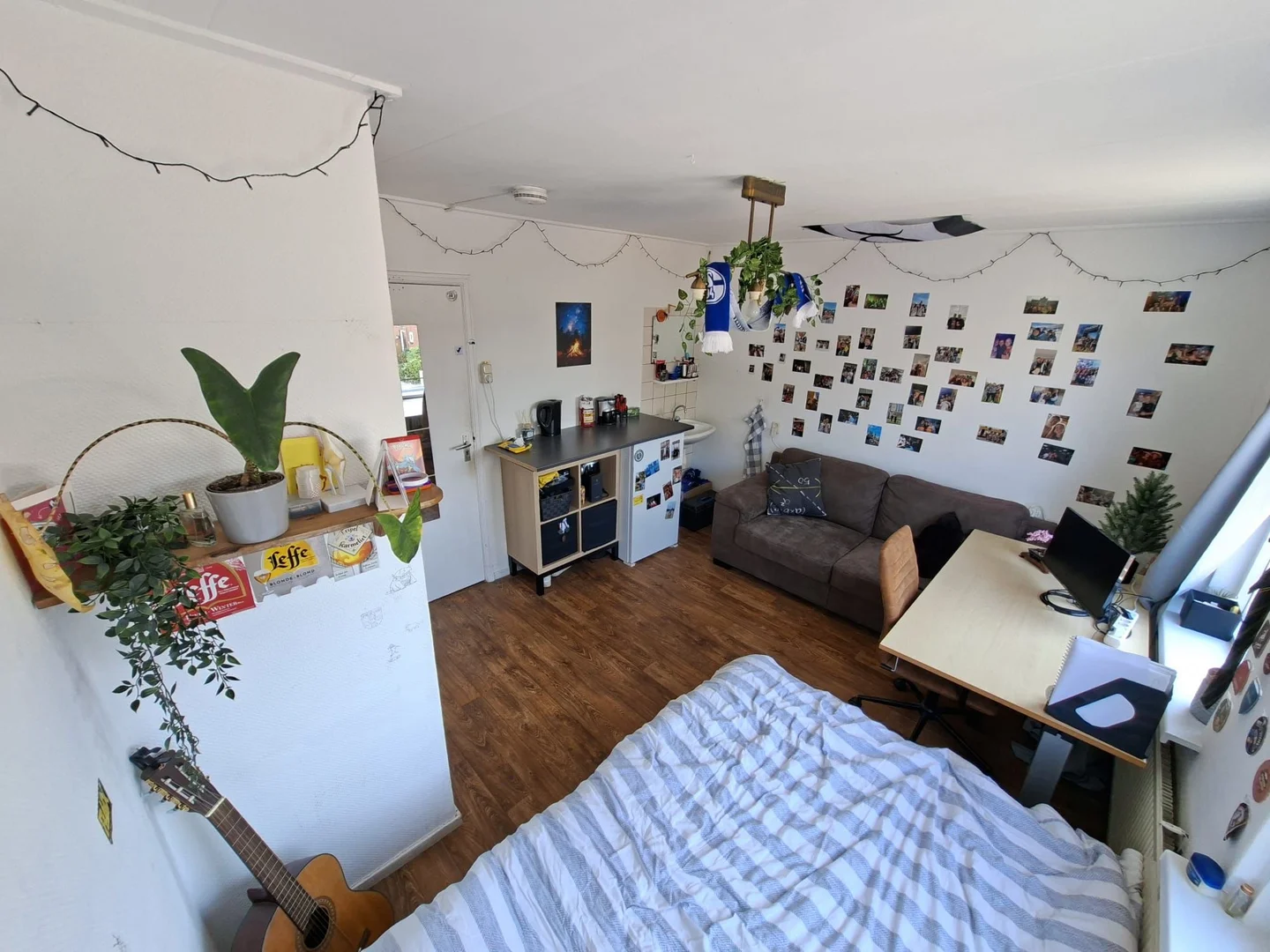 Chambre confortable pour étudiants disponible dans 