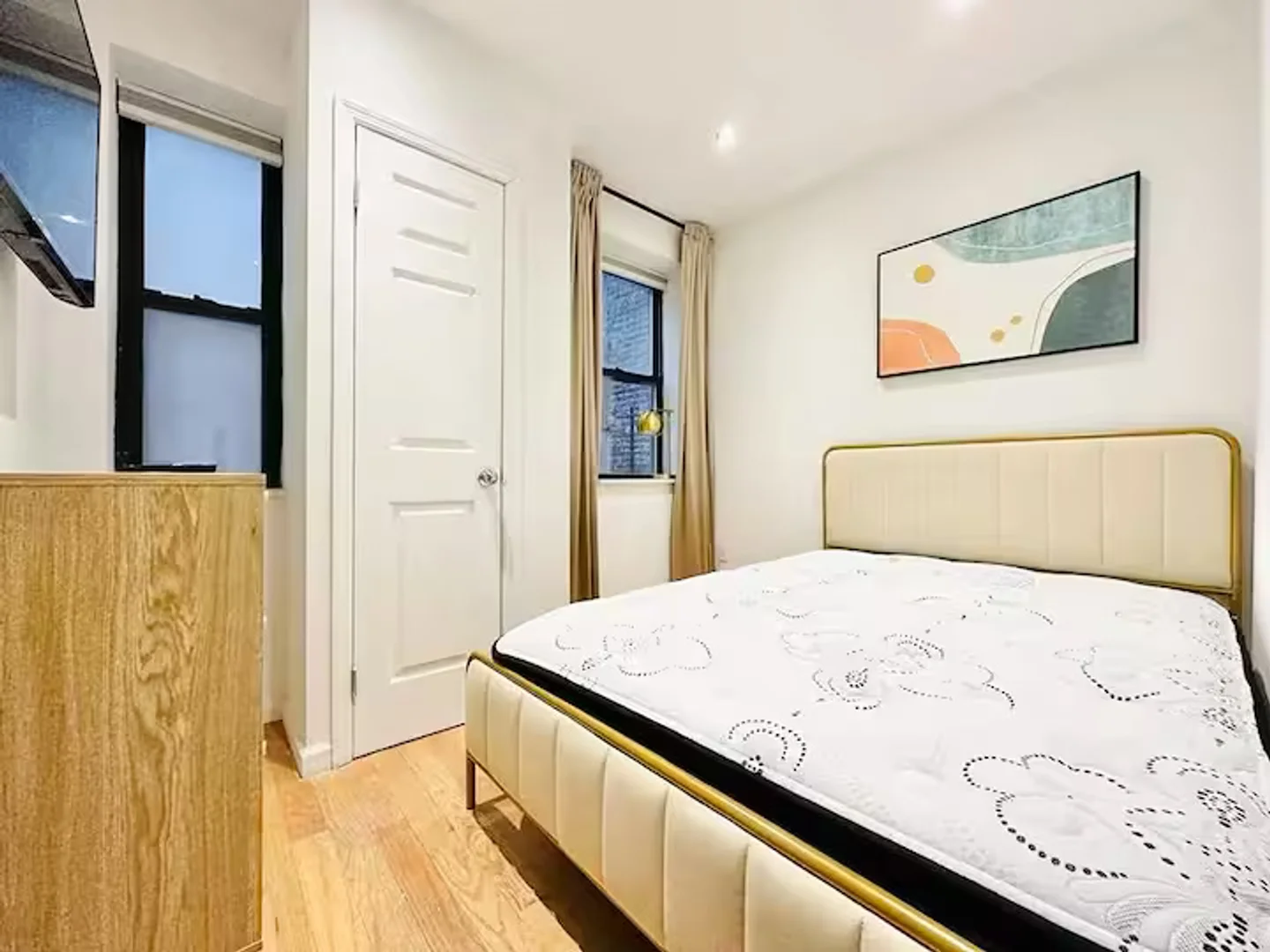 964 Amsterdam Avenue, 2D, Upper West Side, New York, NY, 10025