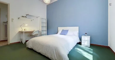Quarto privado em VIA Renato Serra, imagem 1 de 11