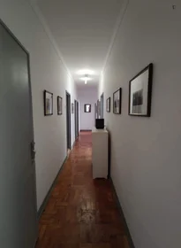 Privatzimmer in der Rua Marquês D'Ávila e Bolama, bild 6 von 7