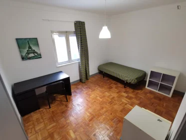 Privatzimmer in der Rua Marquês D'Ávila e Bolama, bild 2 von 8