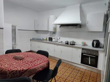 Privatzimmer in der Rua Marquês D'Ávila e Bolama, bild 4 von 8