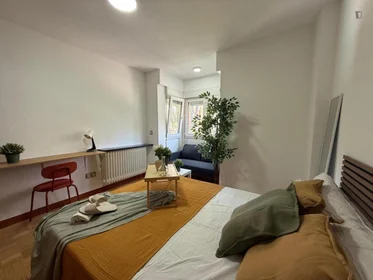 Private room at Avenida de las Provincias, image 6 of 20