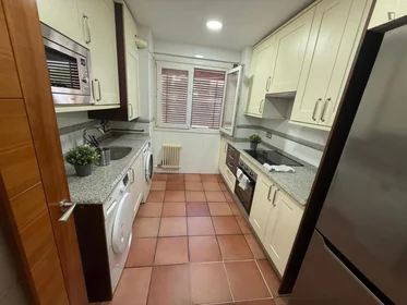 Private room at Avenida de las Provincias, image 9 of 20