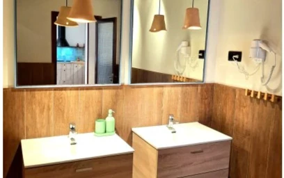 Private room at Carrer del Cardenal Rossell, image 5 of 19