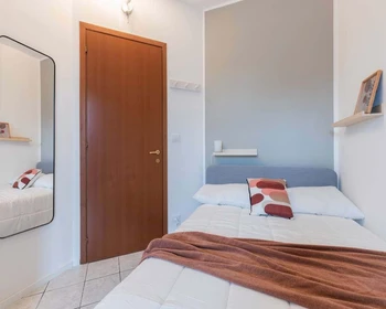 Renting rooms by the month in Torino