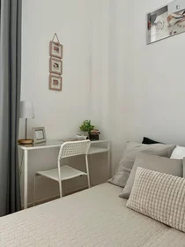 Quarto privado em Hársfa utca, imagem 6 de 31