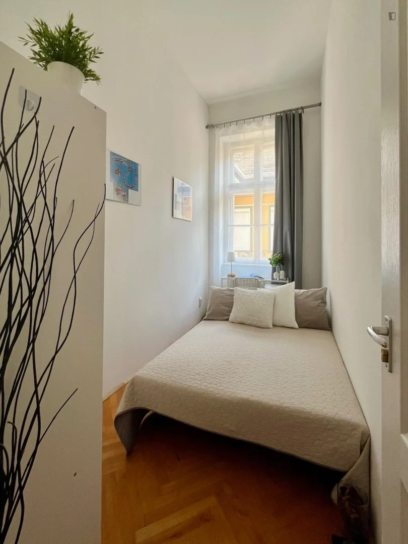 Quarto de estudante funcional perfeito para estudar em 