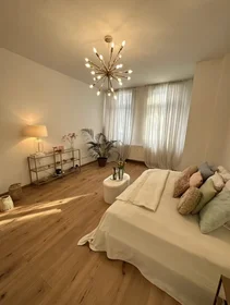 Appartamento intero in Langerstraße, Stadtbezirk 2, immagine 6 di 10