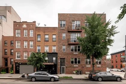 Quarto privado em Hart St, Bedford-Stuyvesant, imagem 10 de 10