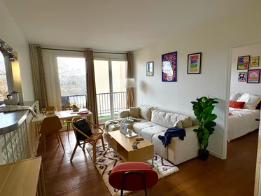 私人房间 在住宅内 在 5 bis Rue des Ajoux, 12的图像10