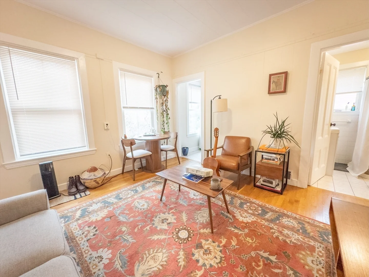 11-13, Wendell St., Unit 4, Agassiz, Cambridge, MA, 02138