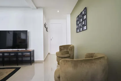 Chambre privée à 74 Rte de Paris, 80000 Amiens, France, image 11 de 24