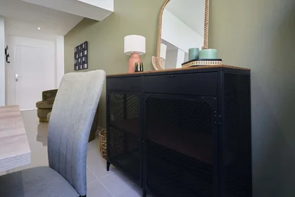 Chambre privée à 74 Rte de Paris, 80000 Amiens, France, image 17 de 24