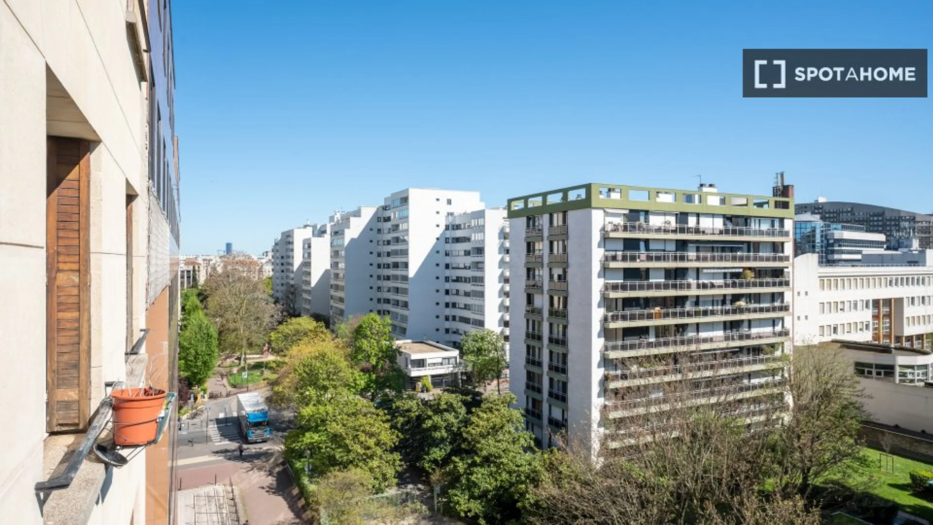 Avenue du Maréchal Juin