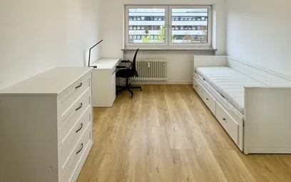Habitación privada en Frankfurter Ring, Milbertshofen-Am Hart, imagen 1 de 10