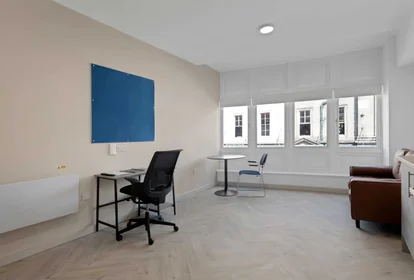 Privatzimmer in der Flat 1, 29 Green Lane, Derby, DE1 1FQ, bild 1 von 10