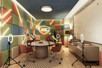 Habitación privada en residencia en Via Tancredi da Pentima, imagen 17 de 34