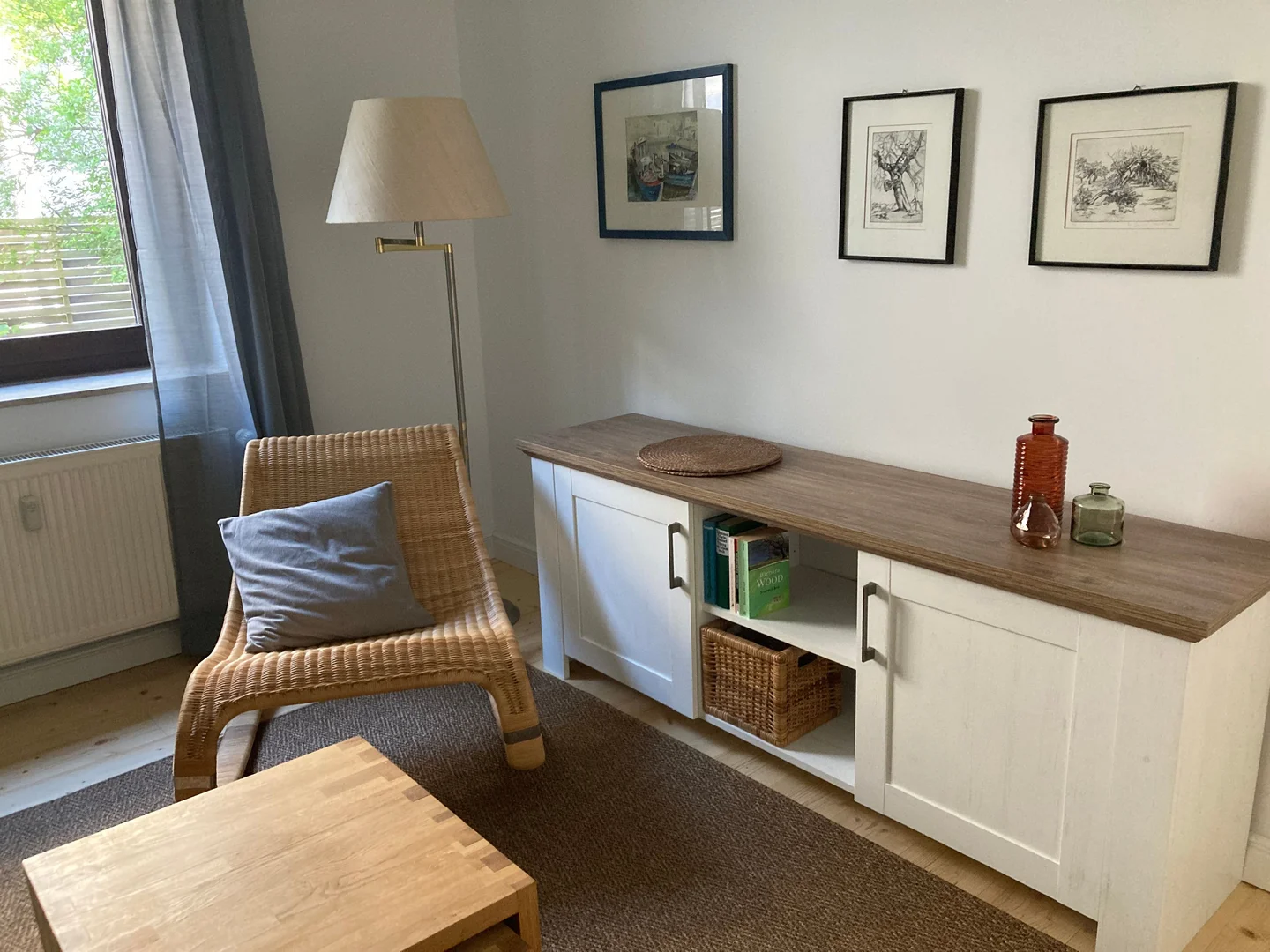 Quarto para alugar em apartamento de estudantes em , totalmente mobilado