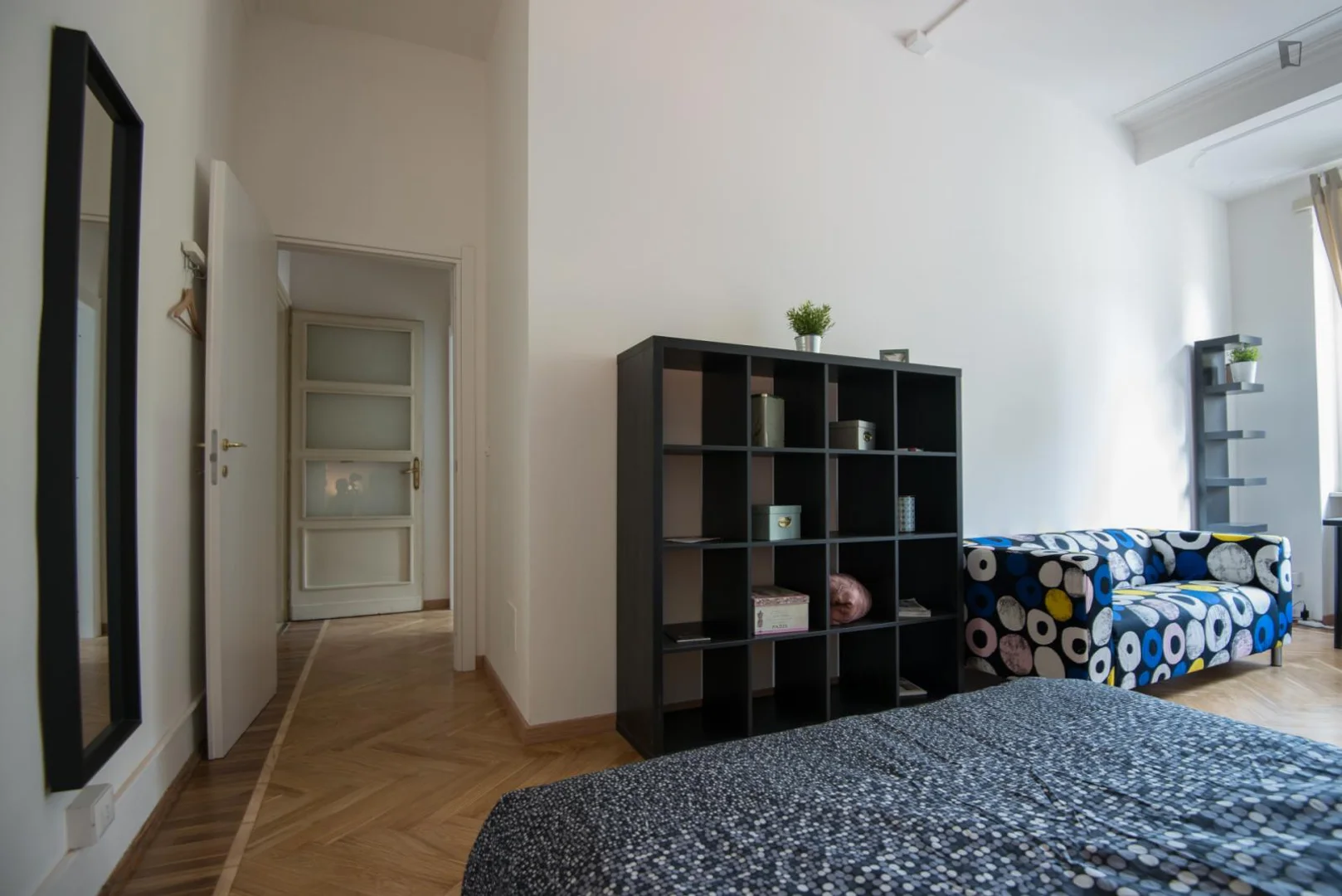 Quarto para alugar em apartamento de estudantes em , totalmente mobilado