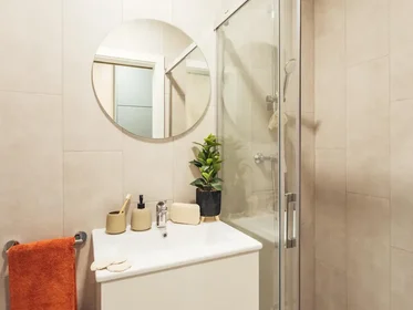 Privatzimmer im Wohnheim in der Av. de la Palmera 38,, bild 5 von 25