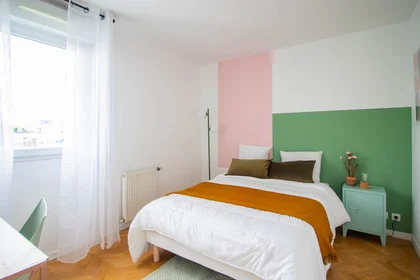 Quarto privado em 177 Avenue du Président Wilson, imagem 1 de 10