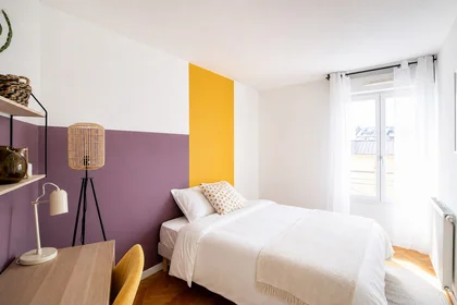 Chambre privée à 10 rue de Bailly, image 15 de 19