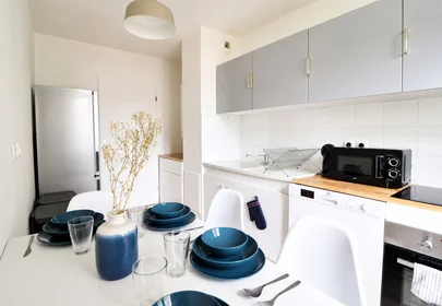 Chambre privée à 10 rue de Bailly, image 10 de 15