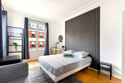 Privatzimmer in der 92 rue Victor Hugo, bild 1 von 10
