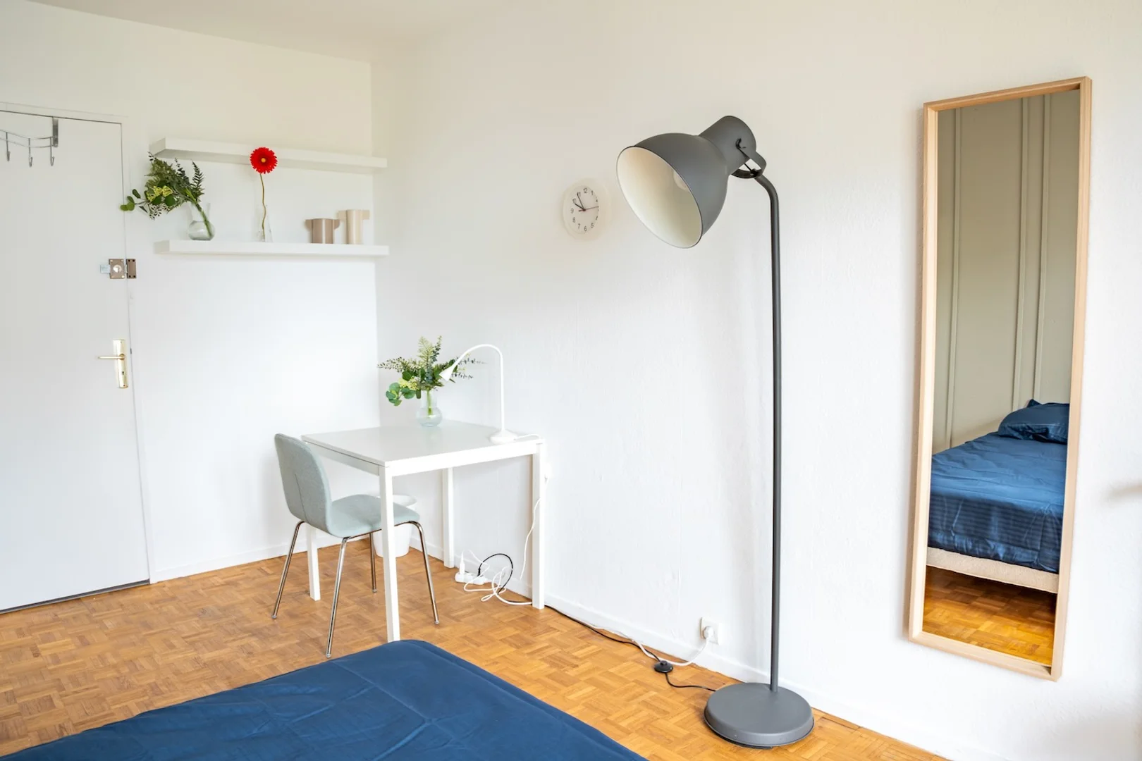 Habitación asequible para estudiantes con buena iluminación en 