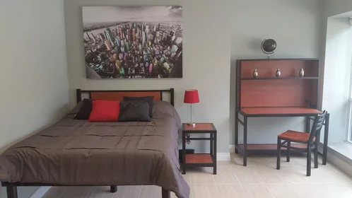 Özel oda konumu Columbia Street West, 2 18 görüntüsü