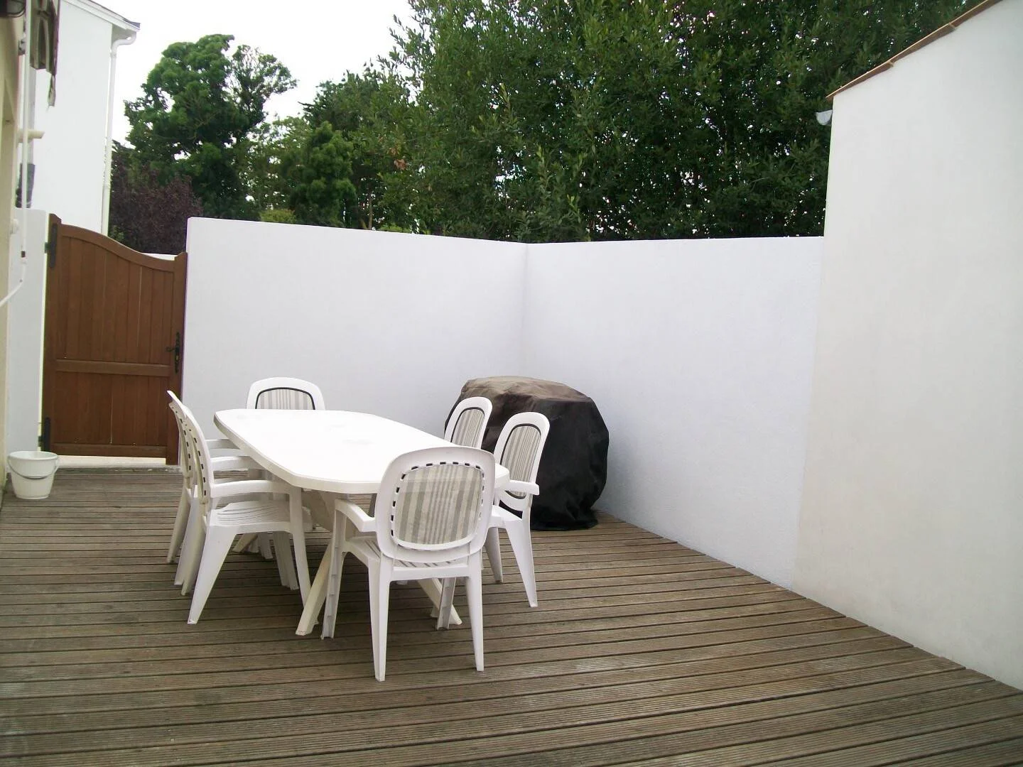 Chambre confortable pour étudiants disponible dans 