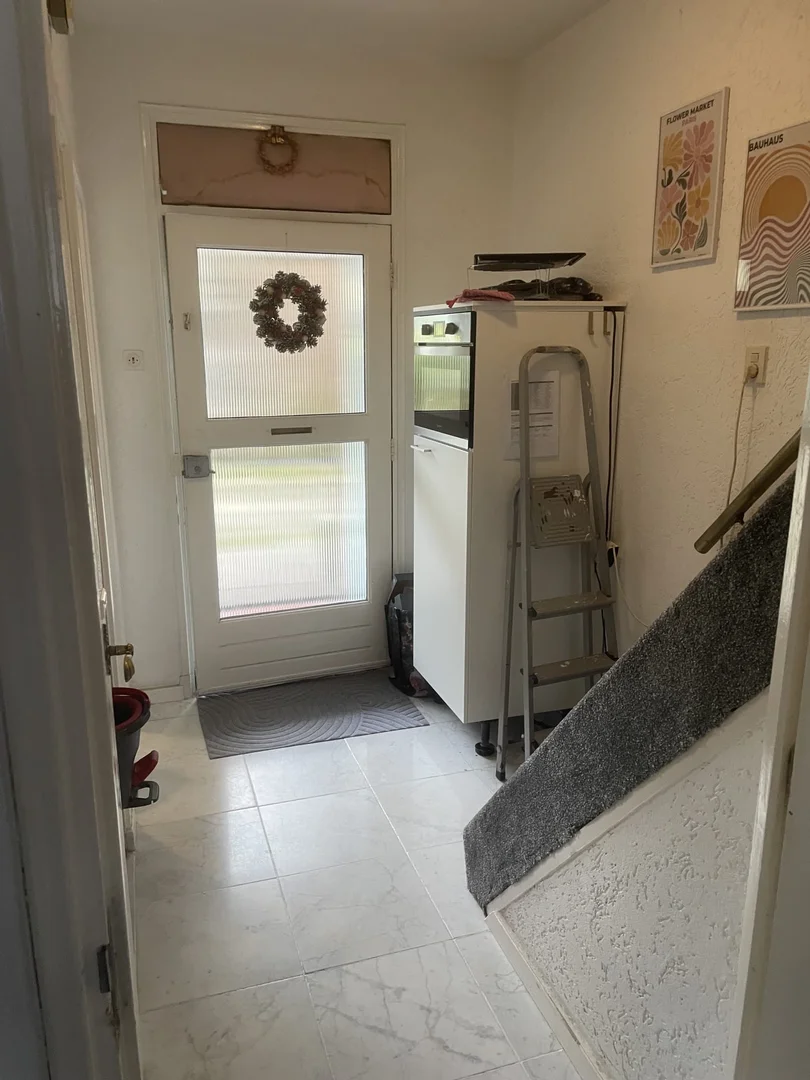 Room for rent in student apartment in , fully furnished