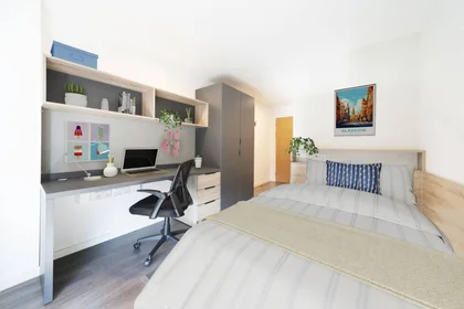 Quarto privado em 47 Kyle St, Glasgow G4 0JQ, United Kingdom, imagem 1 de 10