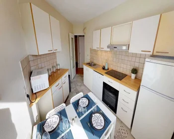 Stanza privata in Rue de Saint-Cloud, 7th Arrondissement, immagine 7 di 10
