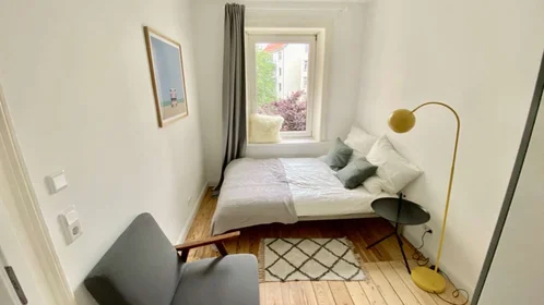 Privatzimmer in der Eppendorfer WegA, bild 1 von 10