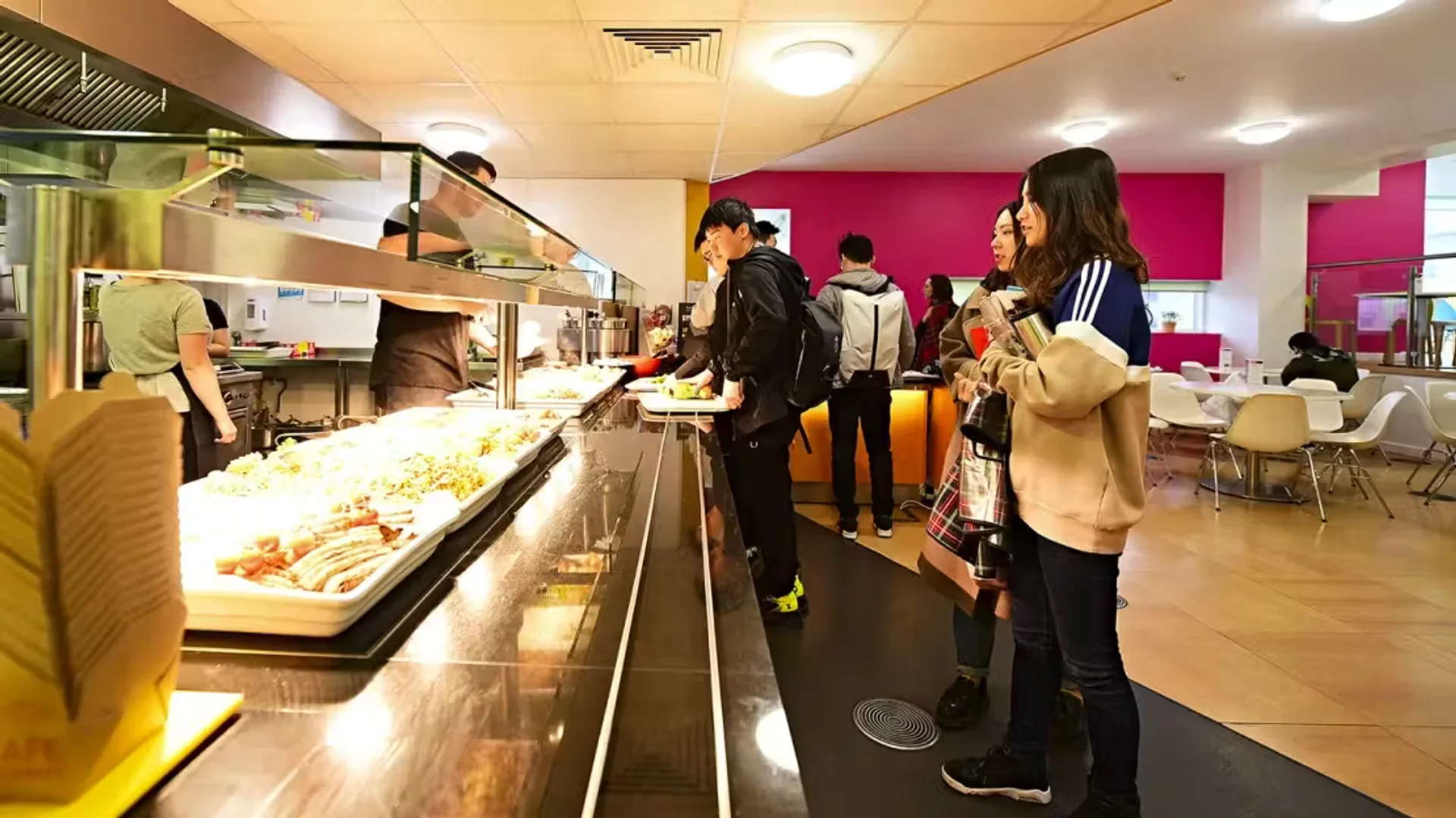 Komfortables und geräumiges Studentenzimmer in 