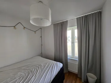 Entire apartment at Kungsgatan 66, image 10 of 11