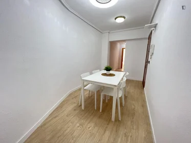Habitación privada en C/ del Reverend José Maria Pinazo, imagen 16 de 27