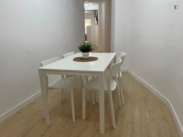 Habitación privada en C/ del Reverend José Maria Pinazo, imagen 27 de 27