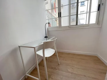 Habitación privada en C/ del Reverend José Maria Pinazo, imagen 6 de 27