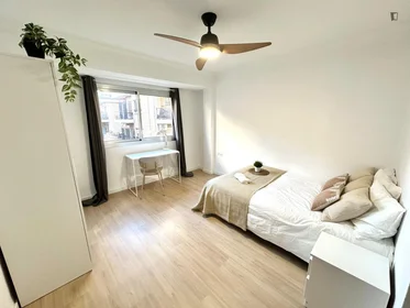 Chambre privée à Carrer de la Murta, image 1 de 10