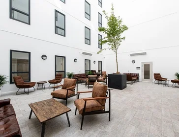 Privatzimmer im Wohnheim in der 17 Hollis Croft, Sheffield City Centre, Sheffield S1 4NQ, United Kingdom, bild 15 von 37