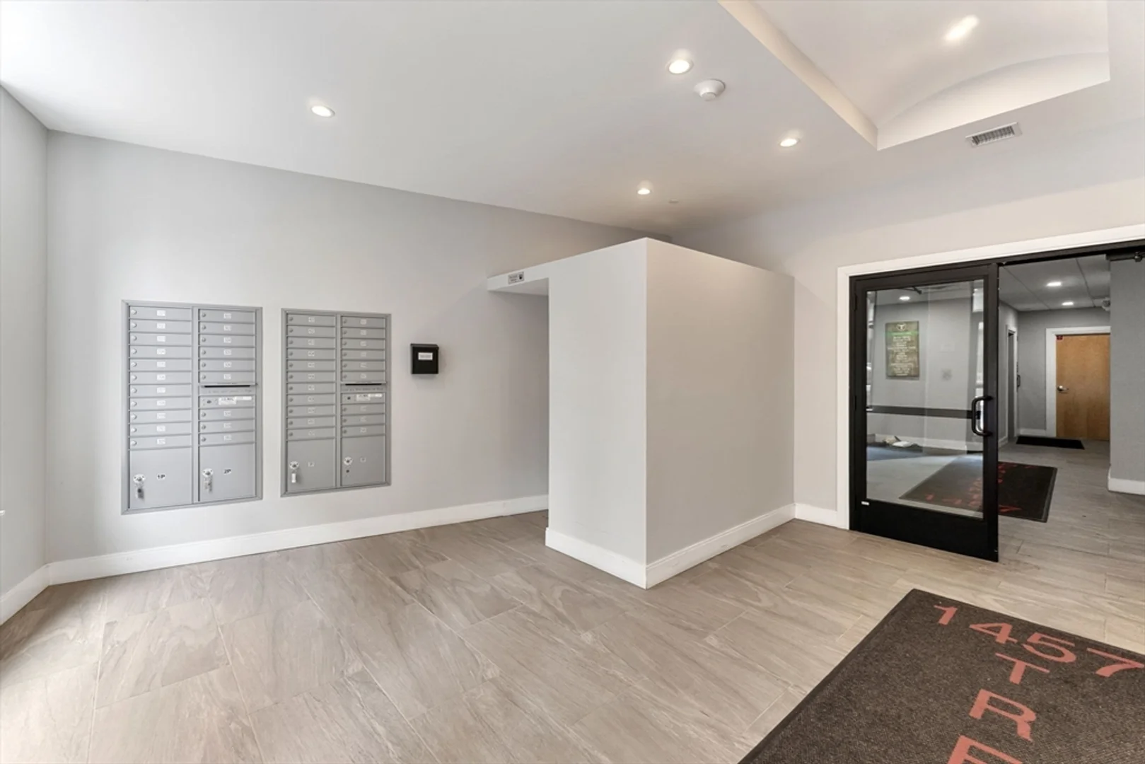 1457, Tremont St., Unit 210, Mission Hill, Boston, MA, 02120
