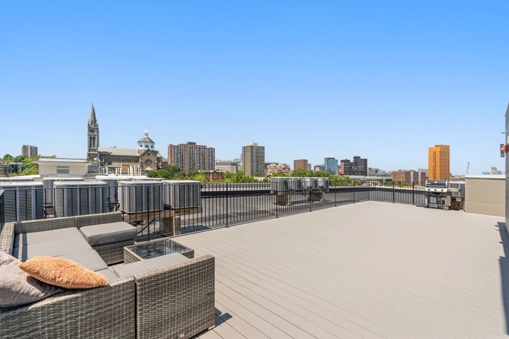 1457, Tremont St., Unit 210, Mission Hill, Boston, MA, 02120