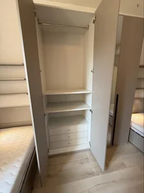 Habitación privada en Via Ermete Zacconi, imagen 7 de 15