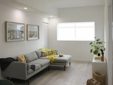 Chambre privée à Southwest 4th Street, image 1 de 5